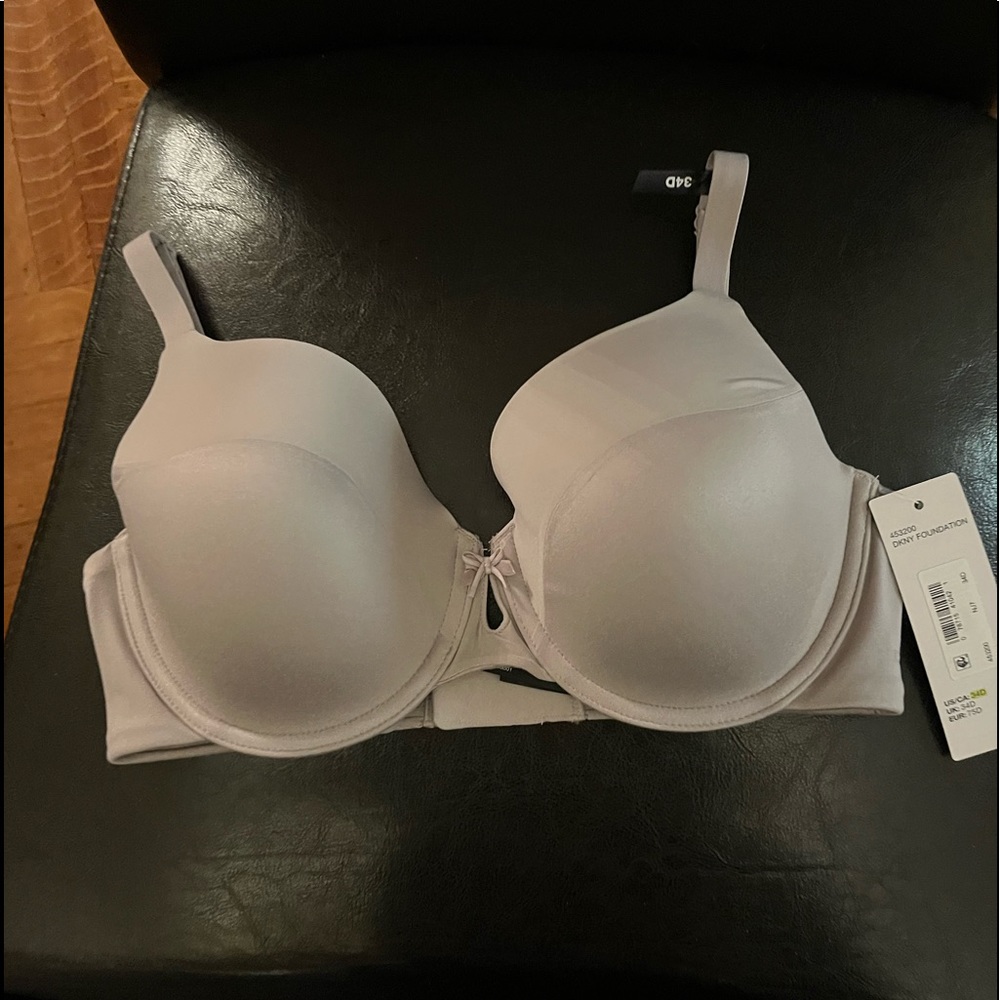 DKNY bra size34D